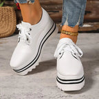 Effortless Sneakers With Sleek Design And Comfort 4