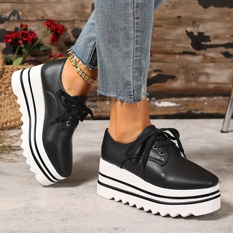 Effortless Sneakers With Sleek Design And Comfort 6