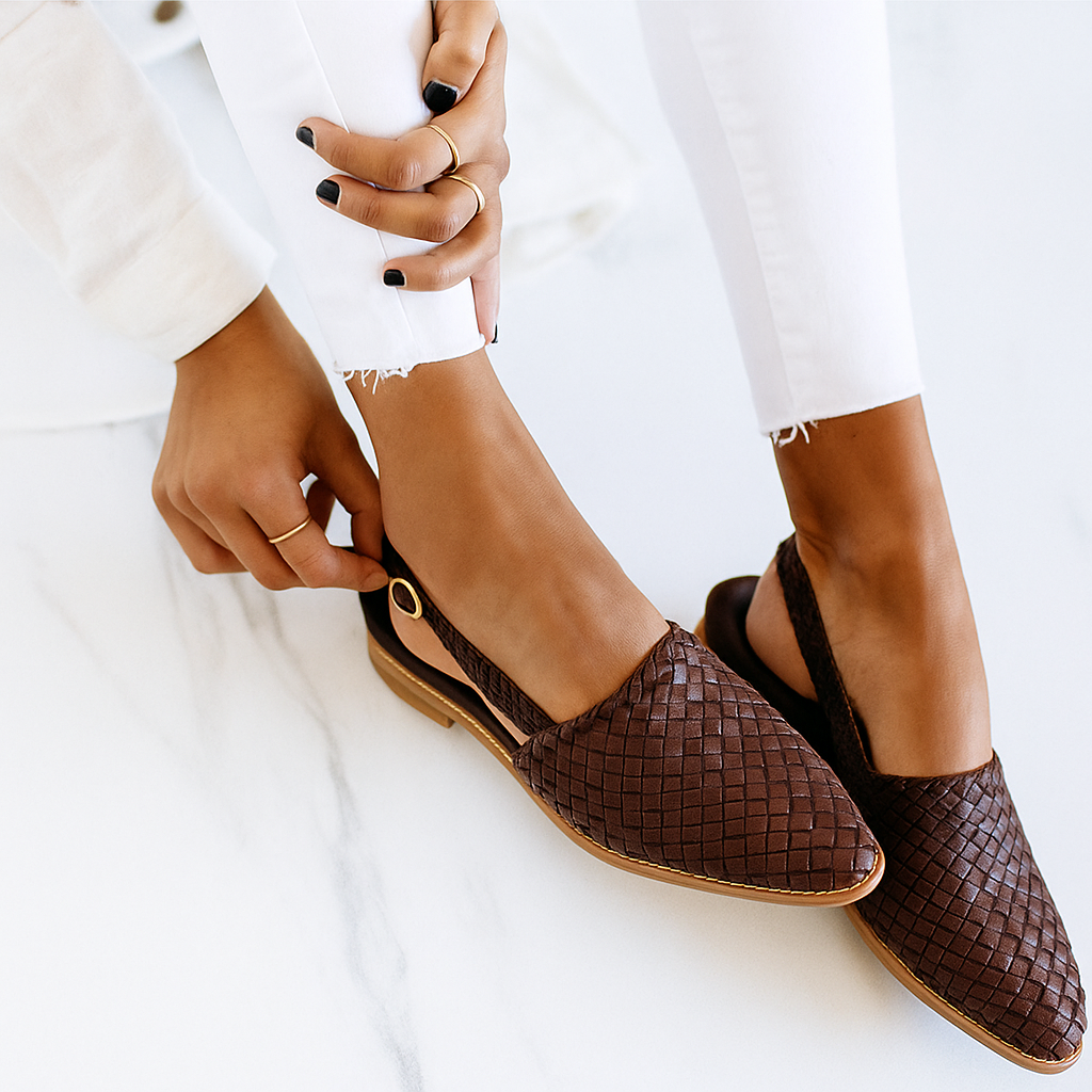 Elegant Classic Sandals With Arch Support 7