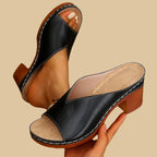 Elegant High Heel Sandals for Women, Chunky Design 2
