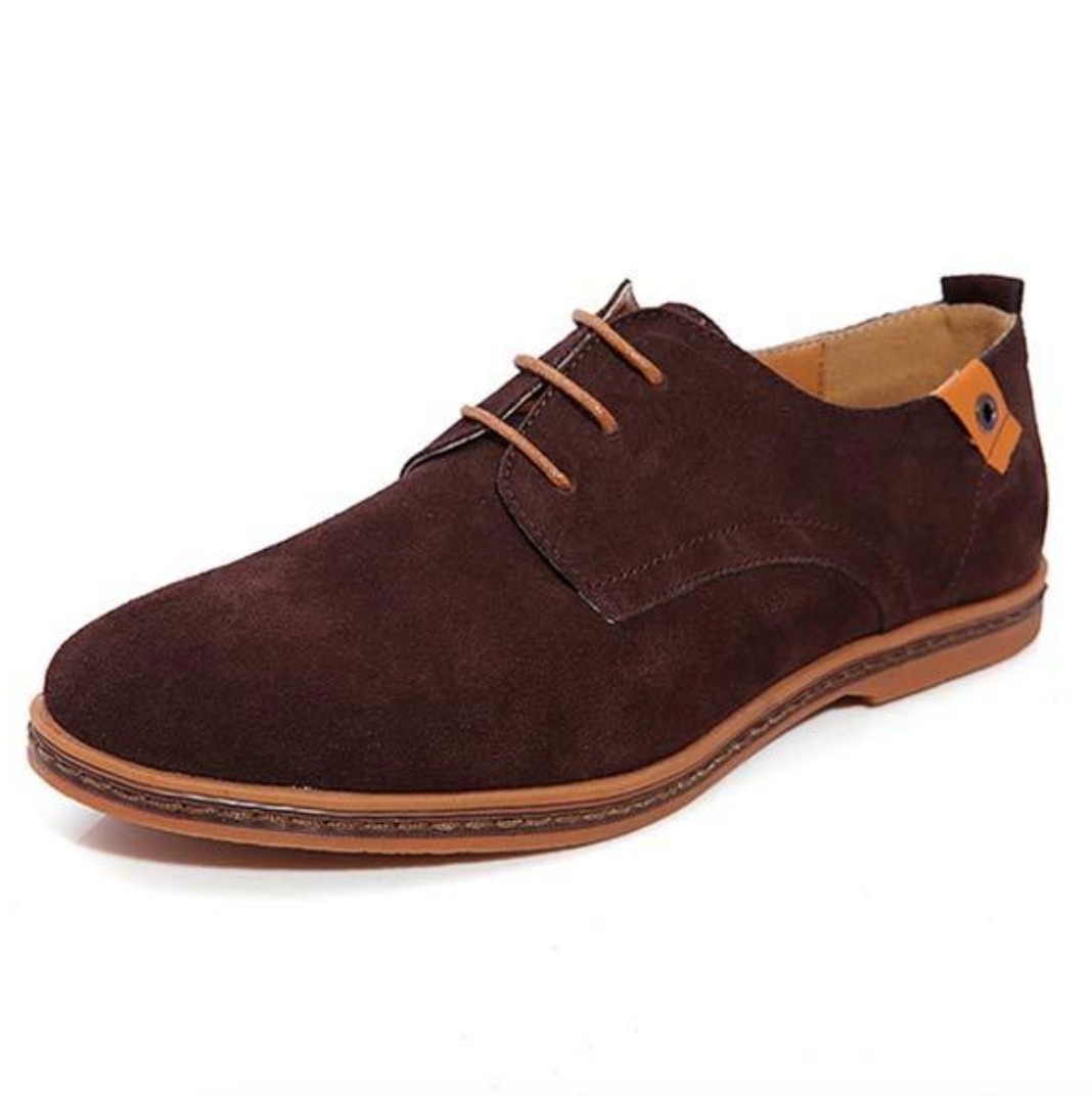 Elegant Men's Dress Shoes With Refined Detailing 2