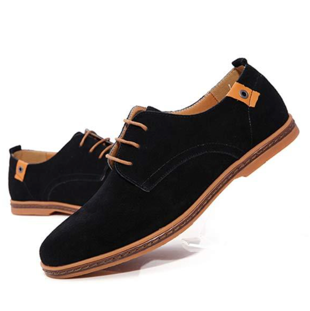 Elegant Men's Dress Shoes With Refined Detailing 3