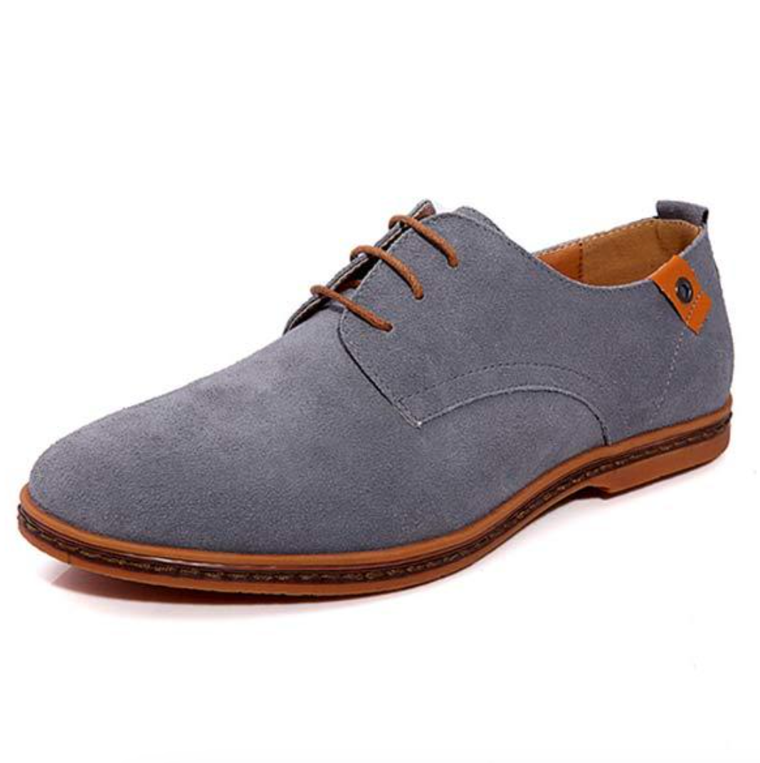 Elegant Men's Dress Shoes With Refined Detailing 4