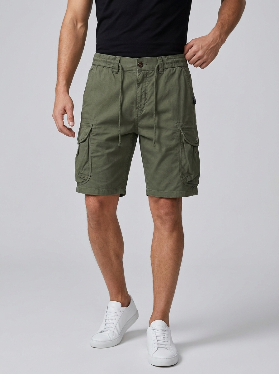 Men's combat cargo shorts with large pockets