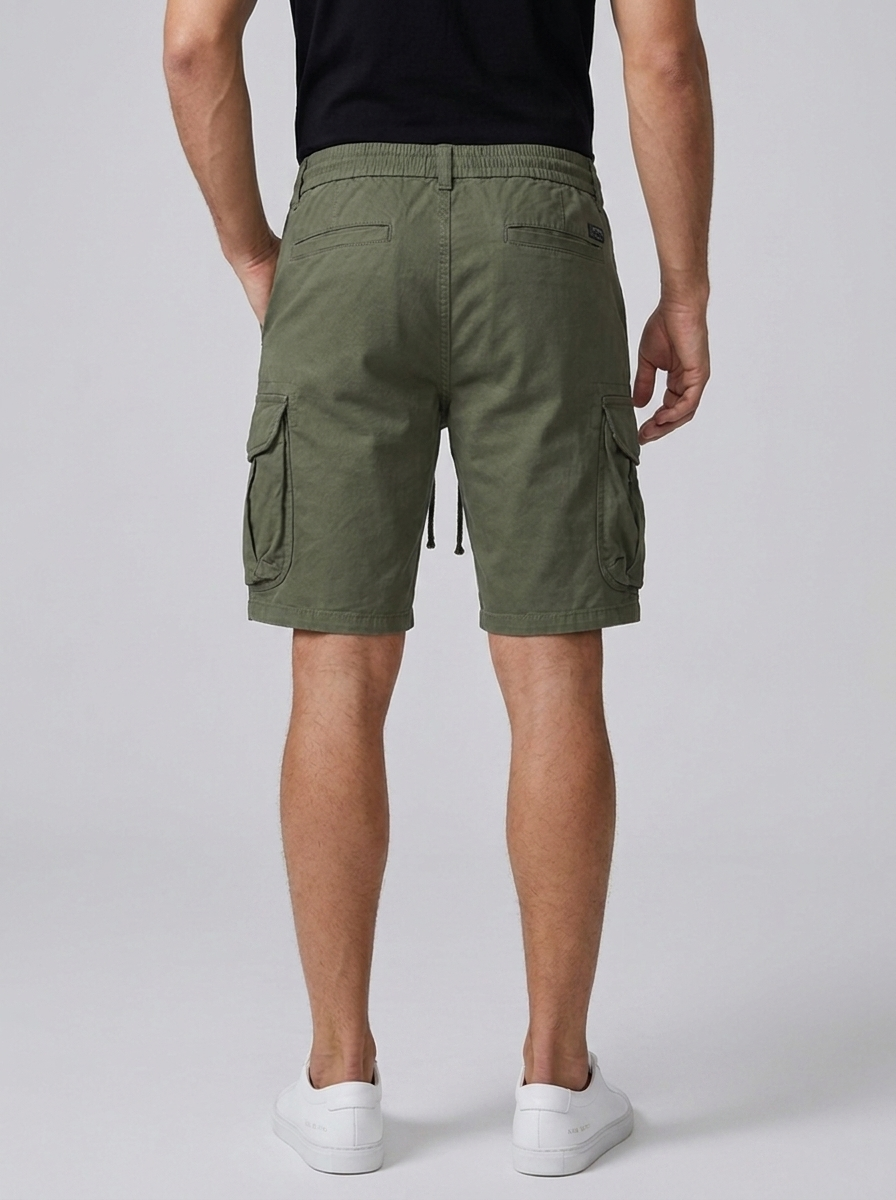 Men's combat cargo shorts with large pockets