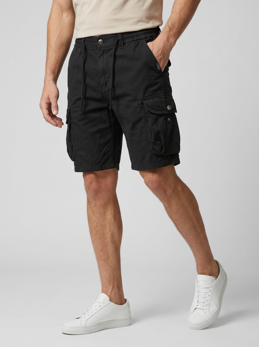 Men's combat cargo shorts with large pockets