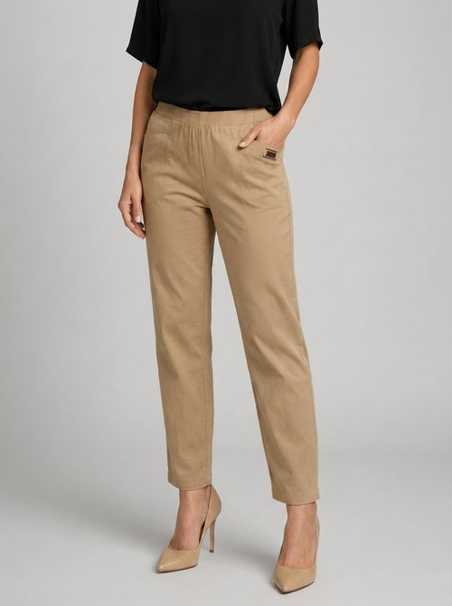 Women's cotton trousers with a relaxed fit