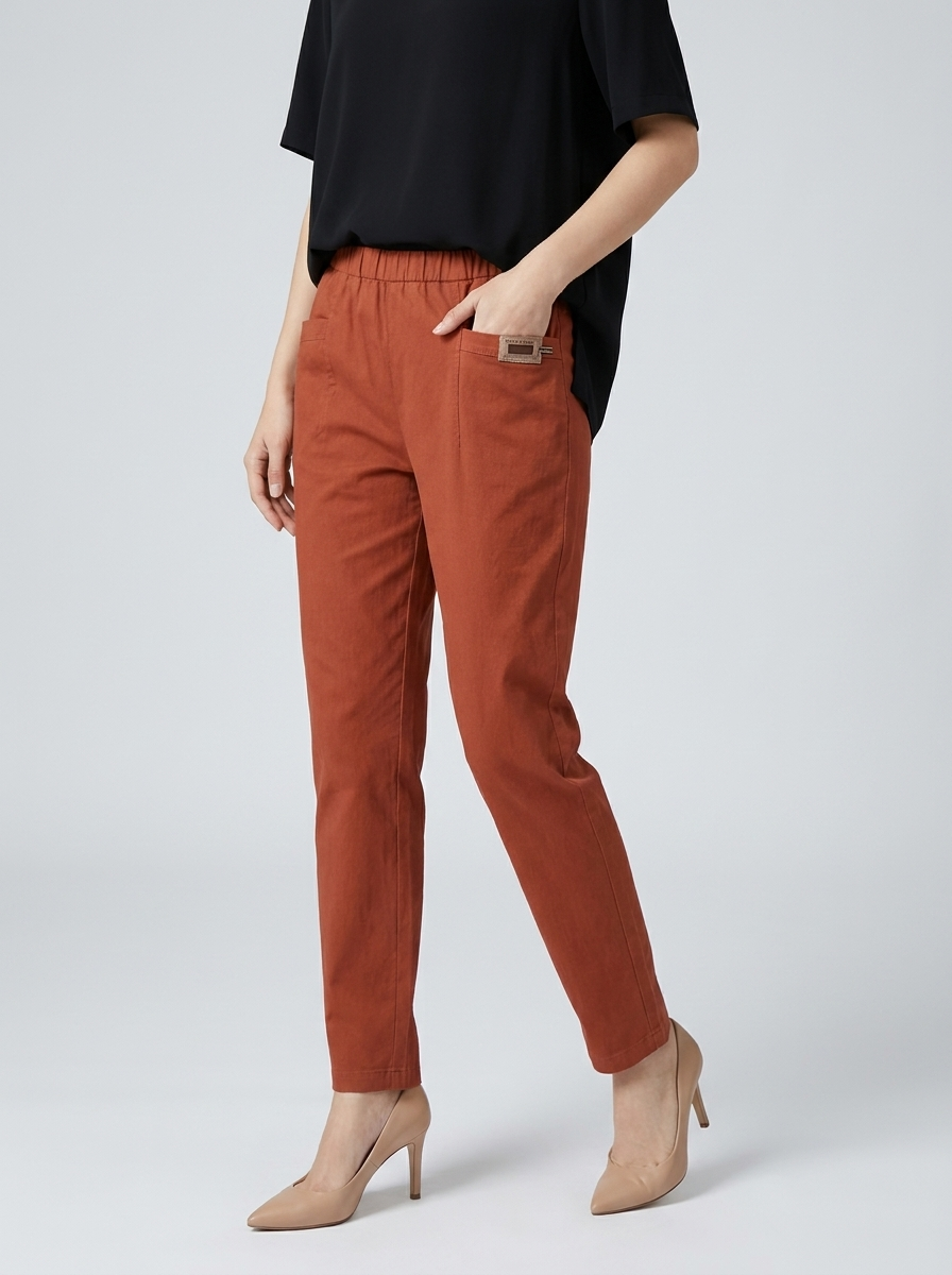 Women's cotton trousers with a relaxed fit