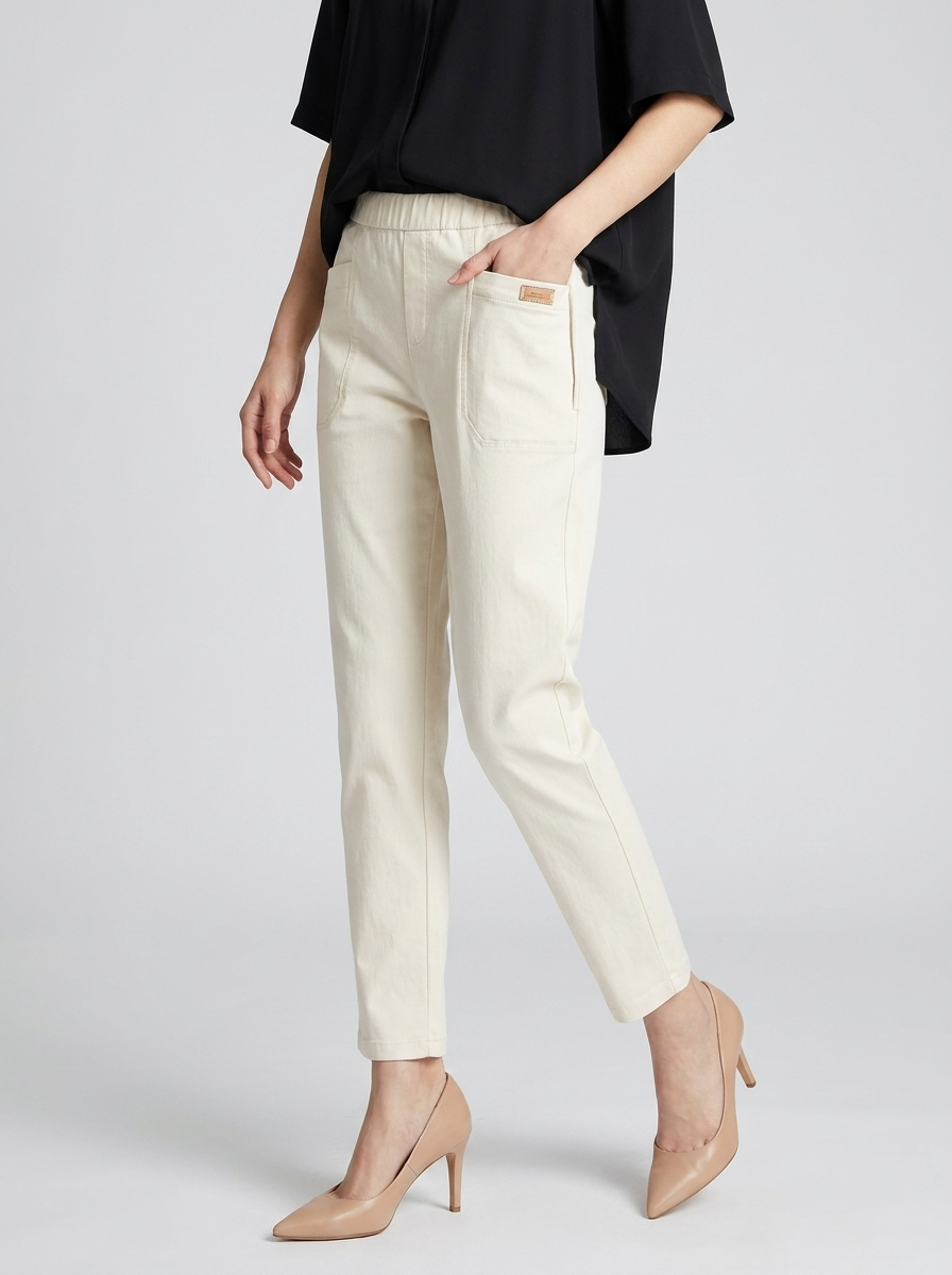 Women's cotton trousers with a relaxed fit
