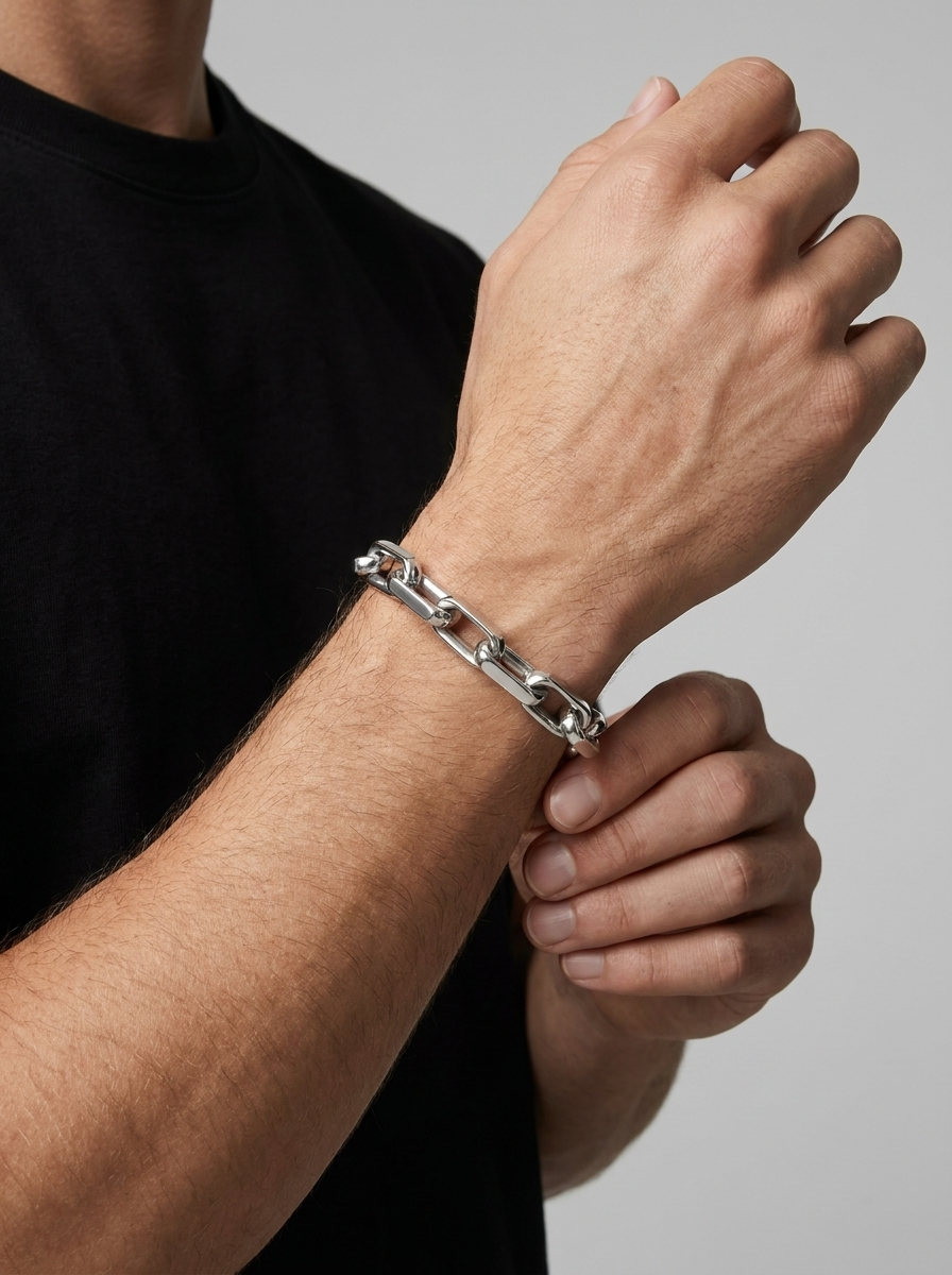 Men's stainless steel chain bracelet with a toggle clasp